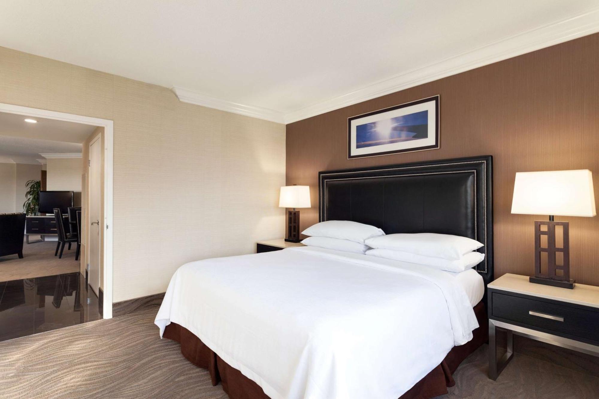 Embassy Suites By Hilton Irvine Orange County Airport Екстериор снимка