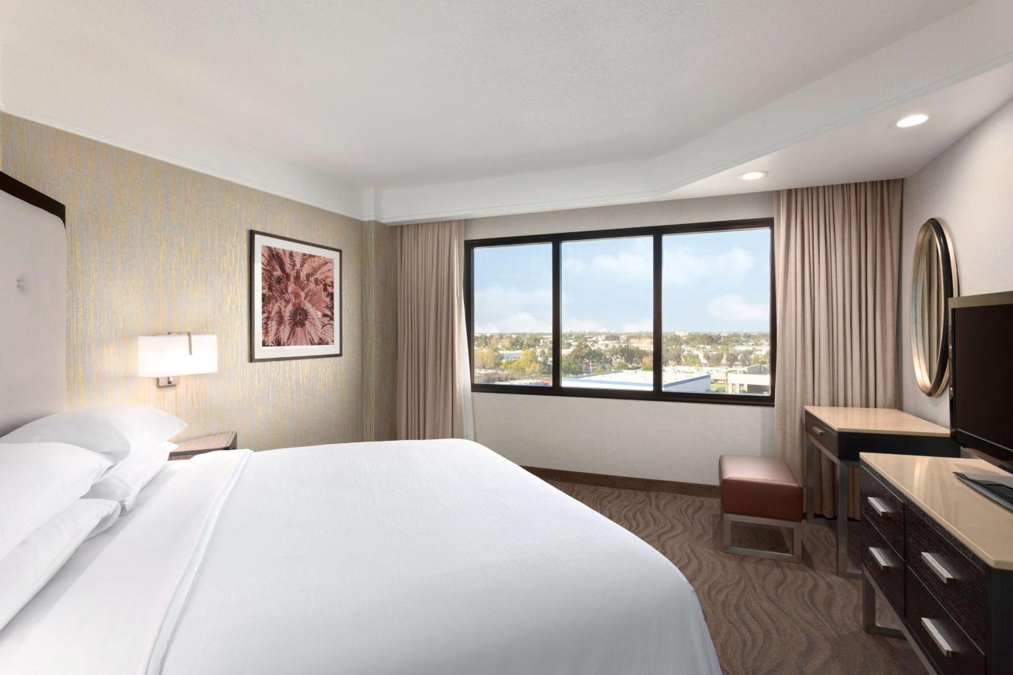 Embassy Suites By Hilton Irvine Orange County Airport Екстериор снимка