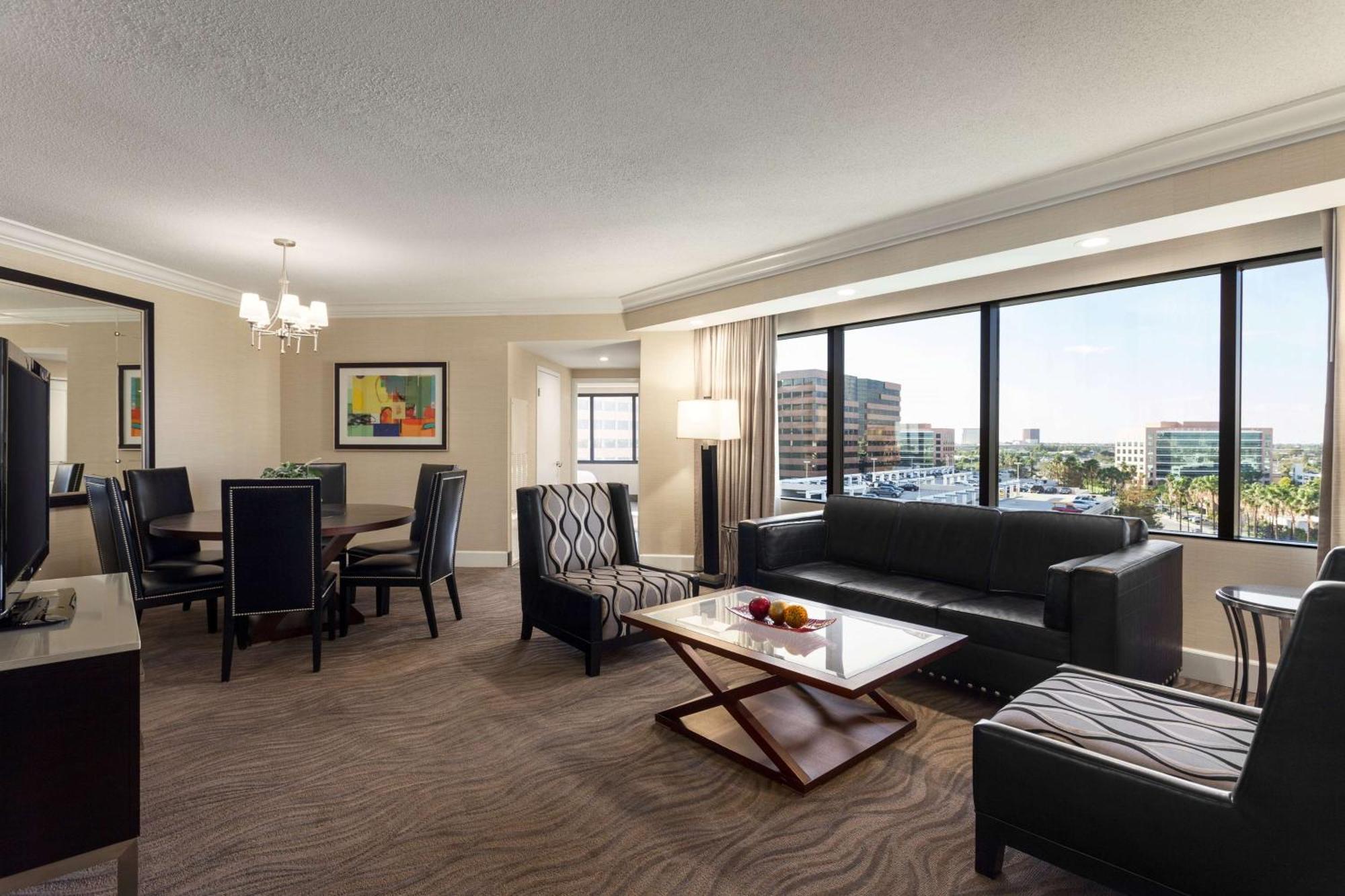 Embassy Suites By Hilton Irvine Orange County Airport Екстериор снимка