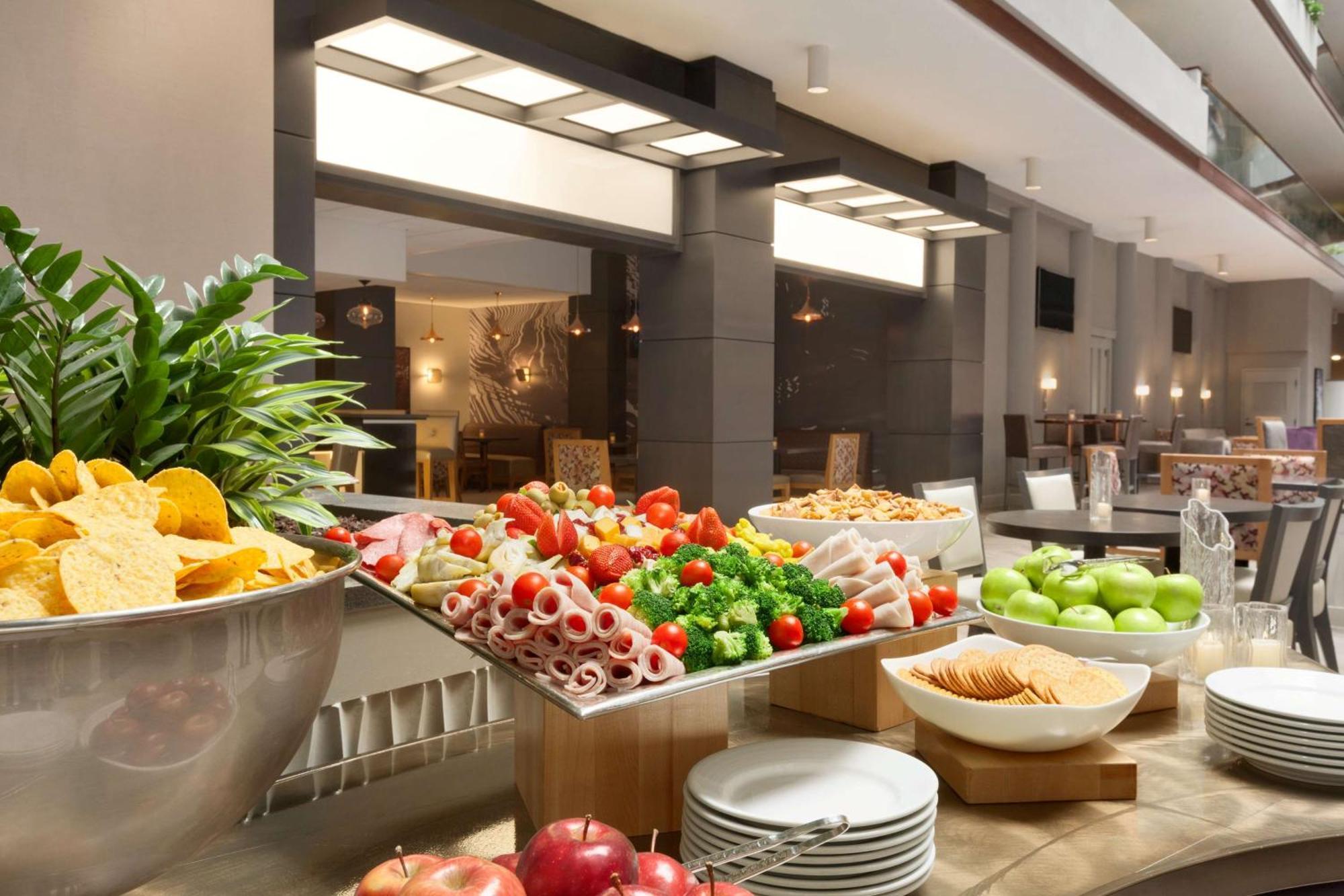 Embassy Suites By Hilton Irvine Orange County Airport Екстериор снимка